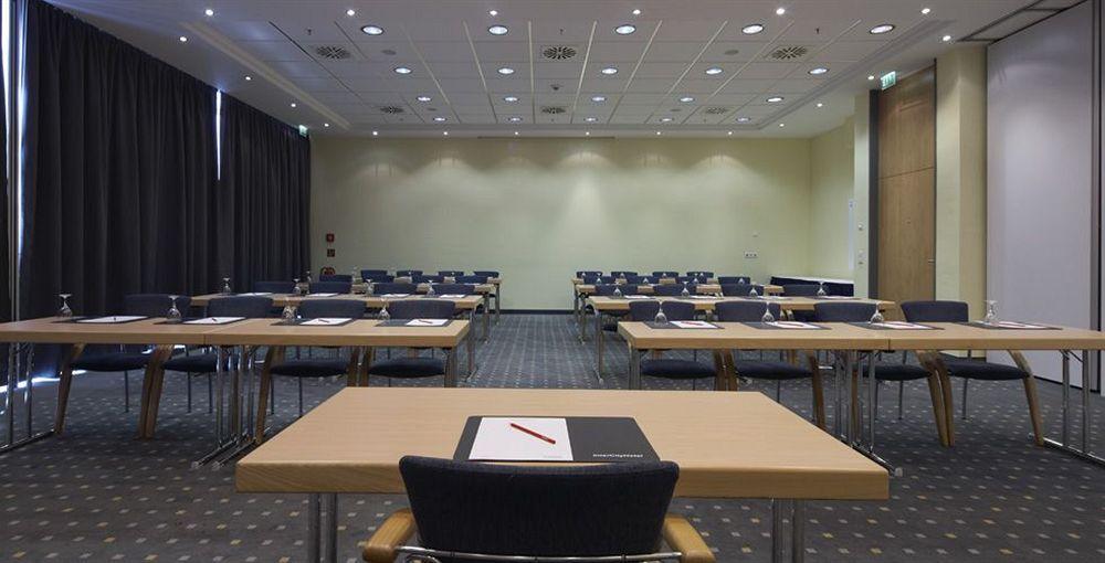 Tribe Duesseldorf Hotel Бизнес снимка