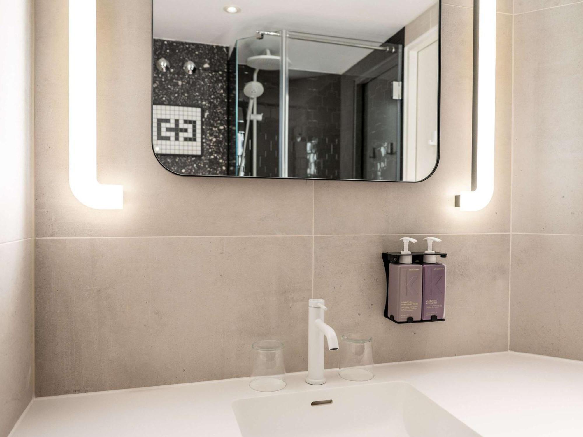 Tribe Duesseldorf Hotel Екстериор снимка